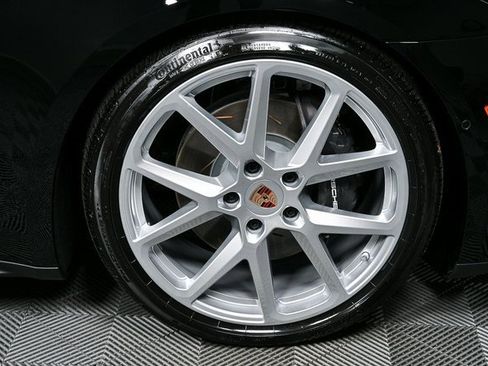 New 2025 Porsche Panamera 4 image 38