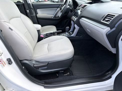 Used 2018 Subaru Forester 2.5i Premium image 13