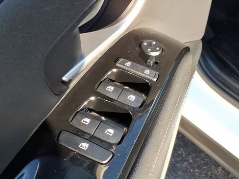 Used 2022 Hyundai Santa Cruz Limited image 22