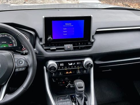 Certified 2023 Toyota RAV4 XLE image 6