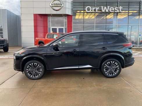 New 2026 Nissan Rogue Platinum w/ Tech Package image 2