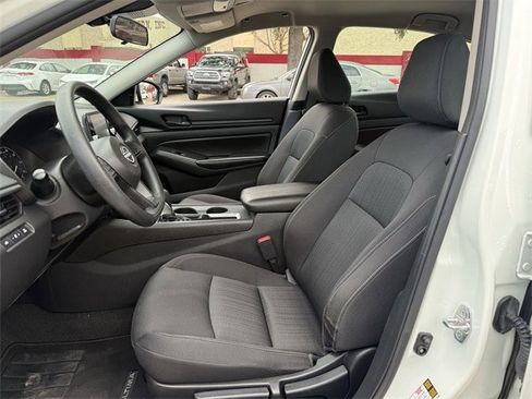 Used 2023 Nissan Altima 2.5 S image 24