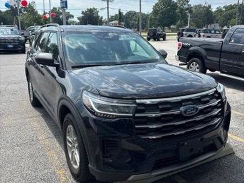 Certified 2026 Ford Explorer Active AWD/4WD image 1