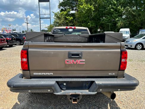 Used 2015 GMC Sierra 3500 SLE w/ SLE Preferred Package AWD/4WD image 3