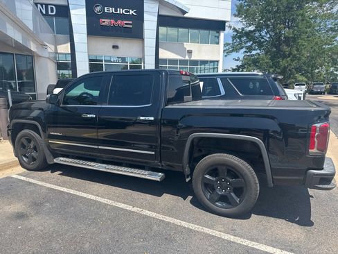 Used 2018 GMC Sierra 1500 Denali AWD/4WD image 2