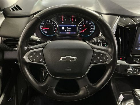 Used 2020 Chevrolet Traverse RS AWD/4WD image 17
