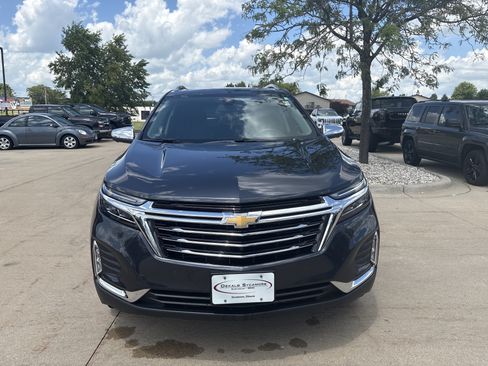 Used 2022 Chevrolet Equinox Premier AWD/4WD image 8