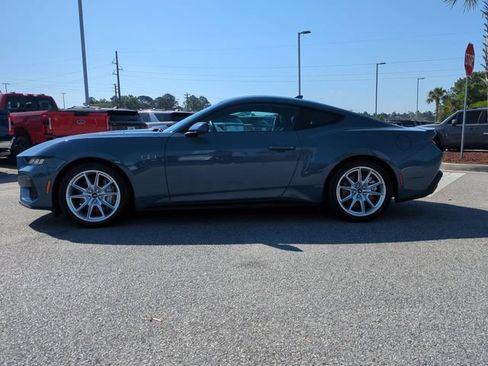Used 2025 Ford Mustang GT Premium RWD image 7