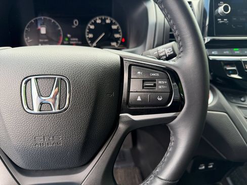 Used 2025 Honda Odyssey EX-L image 20