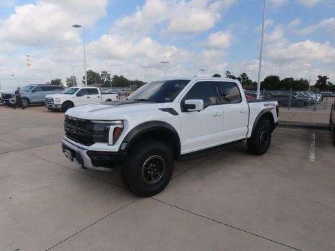 Certified 2024 Ford F150 Raptor AWD/4WD image 2
