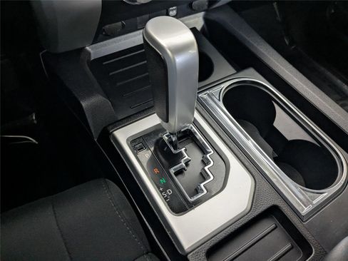 Used 2018 Toyota Tundra SR5 image 19