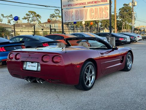 Used 2000 Chevrolet Corvette Convertible w/ Memory Pkg RWD image 9