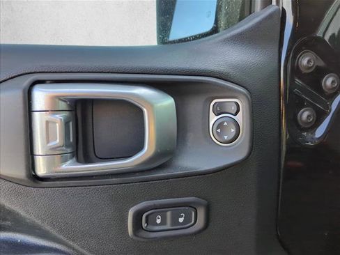 Used 2020 Jeep Gladiator Rubicon w/ Trailer Tow Package image 11