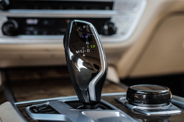 Used 2017 BMW 740i RWD image 30