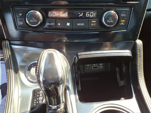 Used 2019 Nissan Maxima SR w/ Premium Package FWD image 21