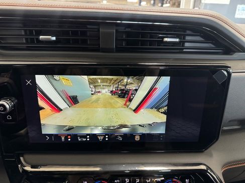 New 2026 GMC Sierra 2500 AT4 image 24