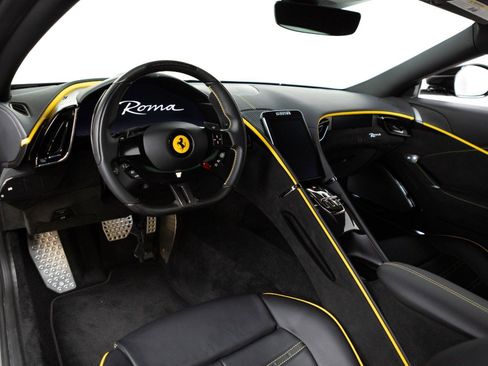 Certified 2022 Ferrari Roma RWD image 2