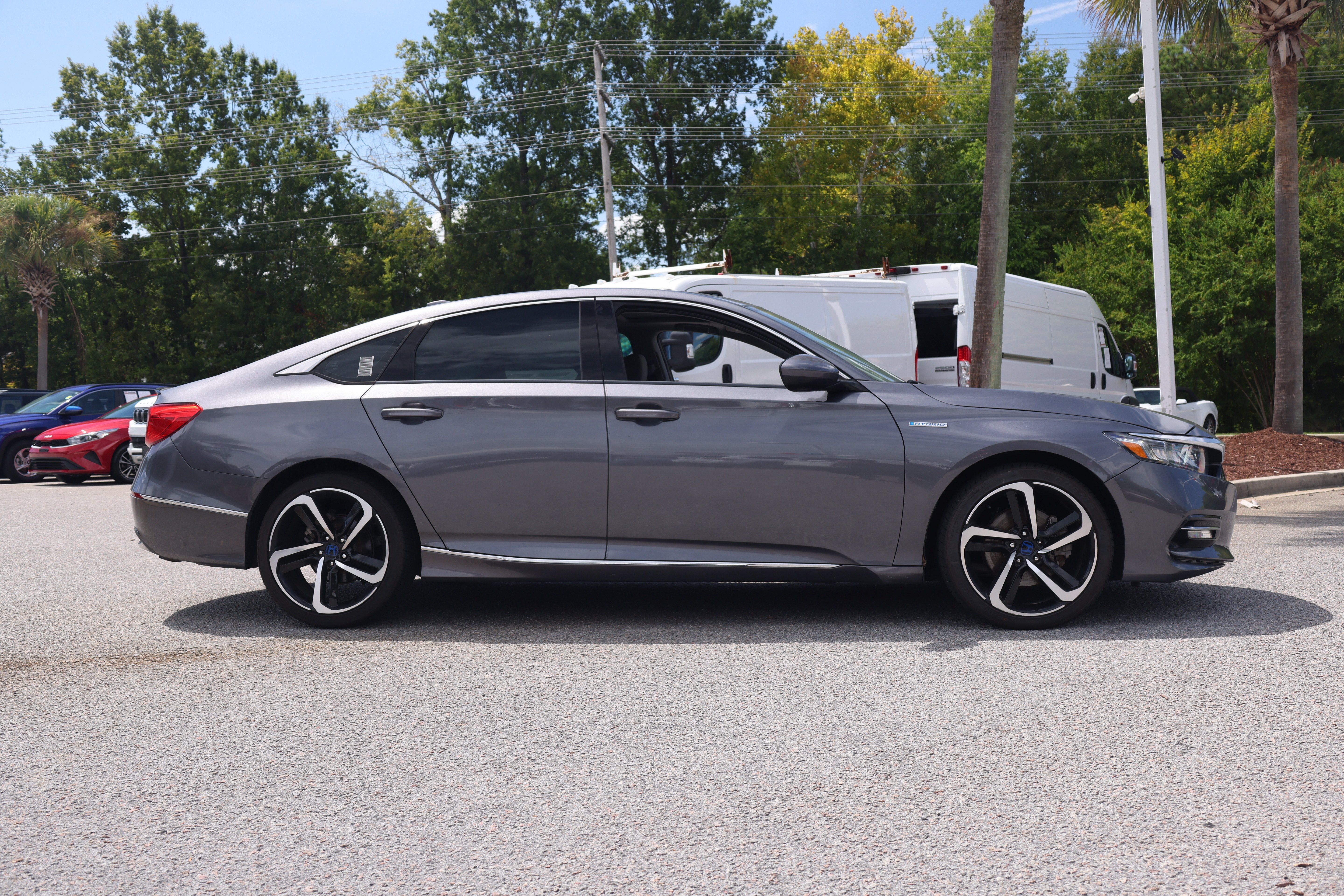 Used 2018 Honda Accord EX image 8