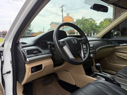Used 2012 Honda Accord LX image 13