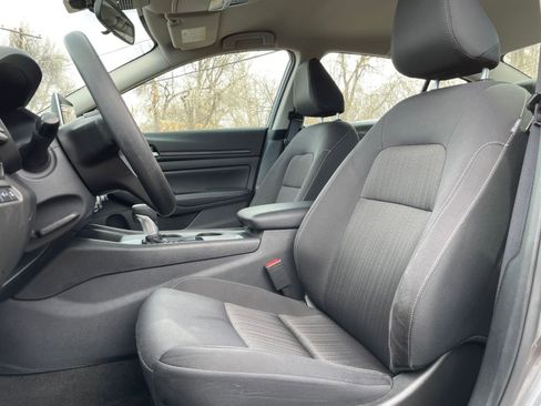 Used 2025 Nissan Altima 2.5 SV image 28