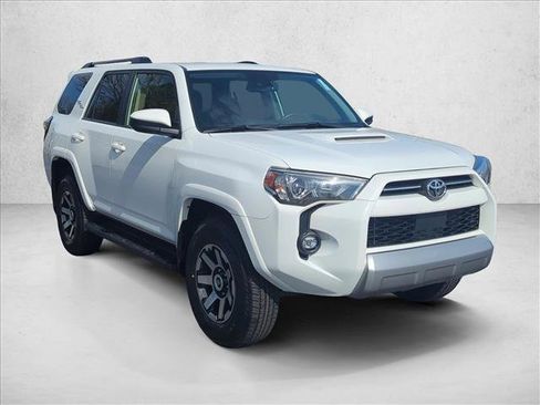 Certified 2024 Toyota 4Runner TRD Off-Road image 3
