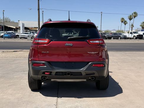 Used 2015 Jeep Cherokee Trailhawk w/ Comfort/Convenience Group AWD/4WD image 6