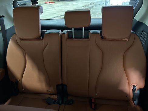 New 2026 Kia Carnival EX image 26