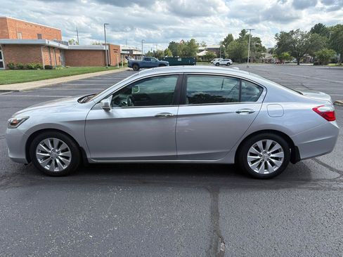Used 2015 Honda Accord EX-L image 4