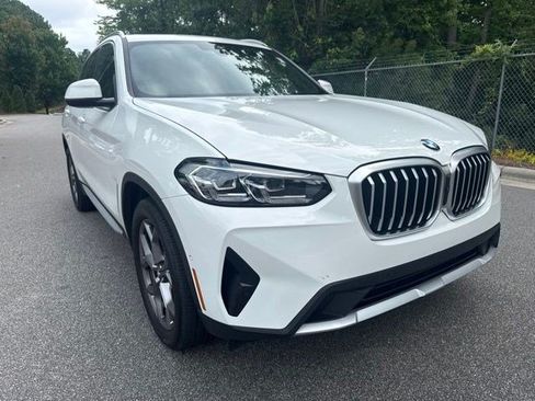 Used 2023 BMW X3 sDrive30i w/ Premium Package RWD image 3