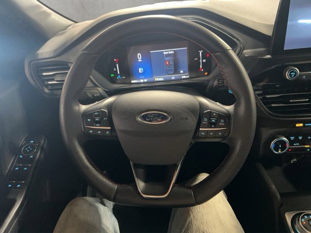 Certified 2025 Ford Escape ST-Line Select AWD/4WD image 24