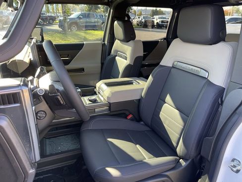 New 2026 GMC Hummer EV 4x4 Crew Cab image 19