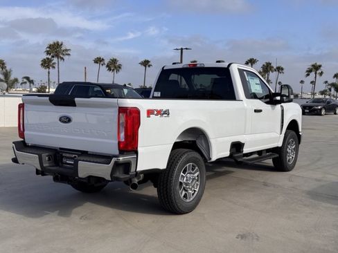 Used 2025 Ford F350 XLT w/ FX4 Off-Road Package AWD/4WD image 12
