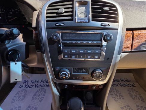 Used 2007 Cadillac SRX w/ Utility Package RWD image 19