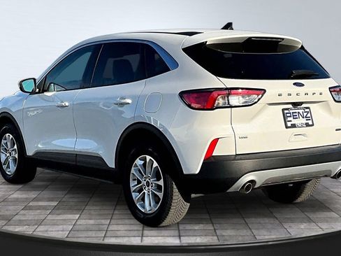 Used 2021 Ford Escape SE w/ Convenience Package AWD/4WD image 4