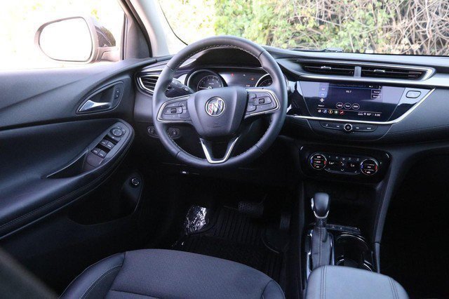 Used 2022 Buick Encore GX Select w/ Sport Touring Package FWD image 23