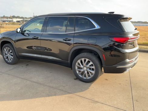 New 2026 Buick Enclave Preferred image 5