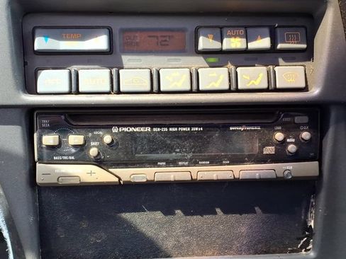 Used 1990 Chevrolet Corvette Coupe RWD image 21