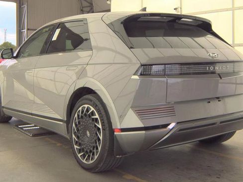 Used 2024 Hyundai Ioniq 5 Limited image 4