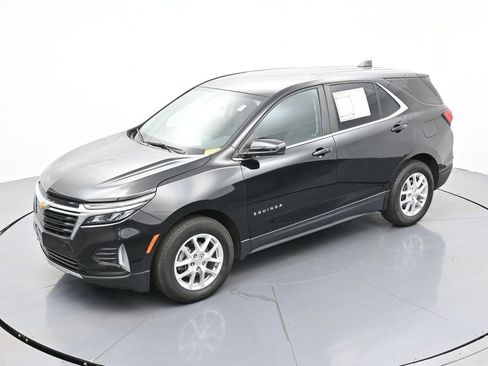 Used 2023 Chevrolet Equinox LT image 18