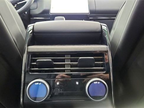 Used 2025 Land Rover Range Rover Sport Dynamic SE image 37