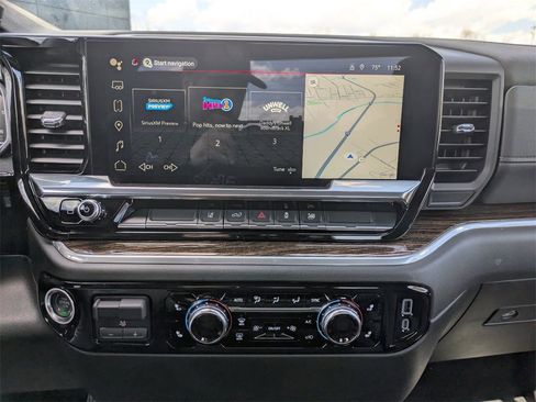 New 2025 GMC Sierra 2500 SLE w/ SLE Convenience Package image 12