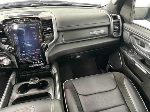 Used 2024 RAM 1500 Laramie AWD/4WD image 26