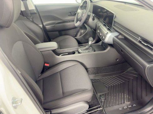 New 2026 Hyundai Kona SE image 28