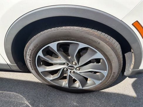 Used 2023 Lincoln Nautilus Reserve w/ Equipment Group 201A AWD/4WD image 10