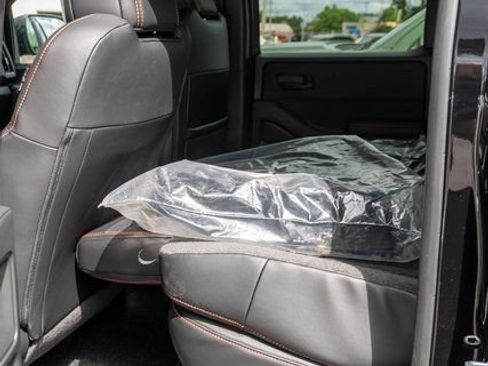 New 2026 Nissan Frontier PRO-4X AWD/4WD image 9
