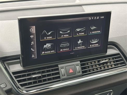 Used 2023 Audi Q5 2.0T Premium Plus w/ Premium Plus Package image 29