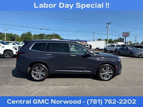 Used 2024 Cadillac XT6 Premium Luxury AWD/4WD image 6