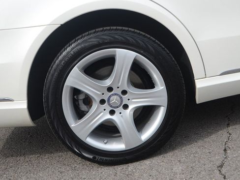 Used 2014 Mercedes-Benz E 350 4MATIC Wagon image 24