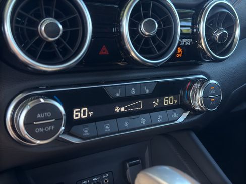 New 2025 Nissan Sentra SR image 27