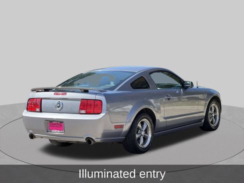 Used 2006 Ford Mustang GT RWD image 5